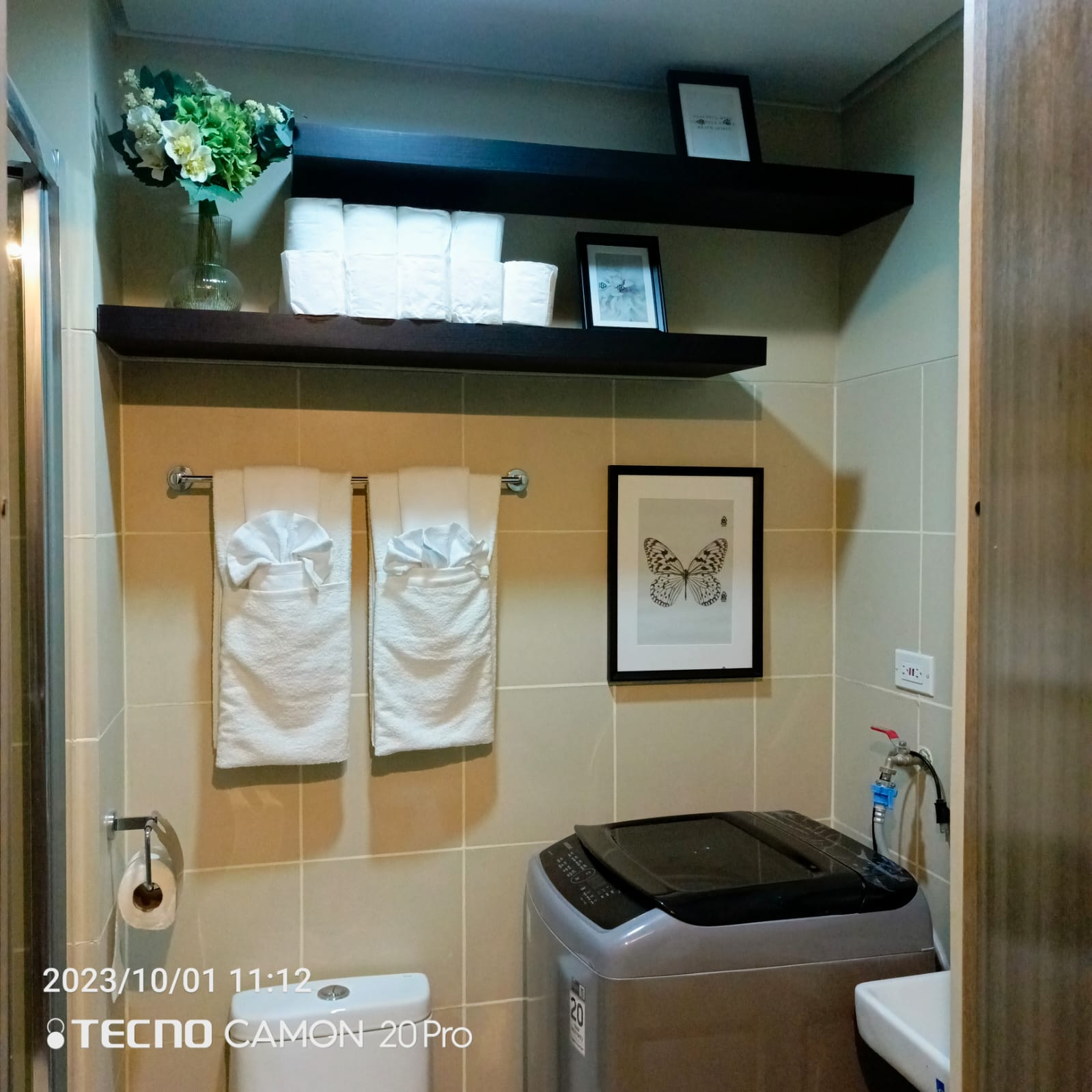 Bathroom 18
